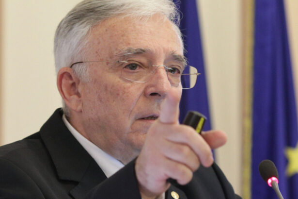 video avertismentul lui mugur isarescu varf al inflatiei in luna septembrie care e estimarea bnr privind cresterea preturilor 689b3ba0b1931