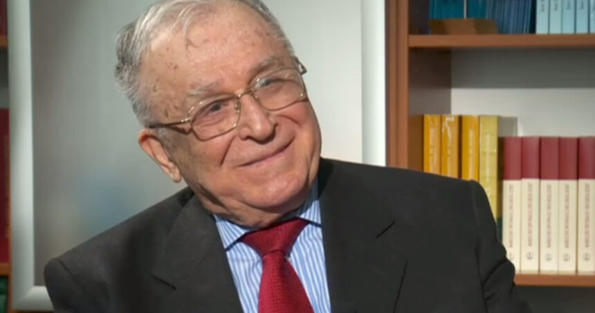 Ultimul interviu acordat de Ion Iliescu pentru Digi24: a vorbit despre Gorbaciov, tratatul semnat cu URSS și Republica Moldova 1 video exclusiv ultimul interviu acordat de ion iliescu pentru digi24 a vorbit despre gorbaciov tratatul semnat cu urss si republica moldova 689266179e828