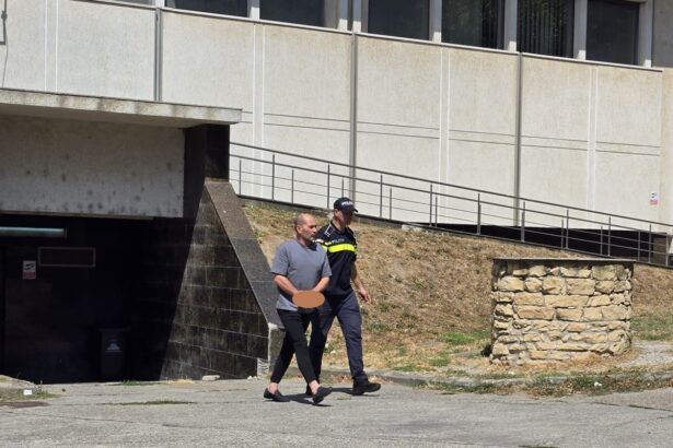 video iata cum a obtinut diicot constanta mentinerea in arest a inculpatilor din dosarul fabrica de mosteniri numai asa este inlaturata starea de pericol 688d44de5ac99