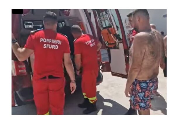 video la un pas de tragedie pe plaja din eforie un turist de 33 de ani din prahova transportat la spital dupa ce a vazut moartea cu ochii 68a070b891da3