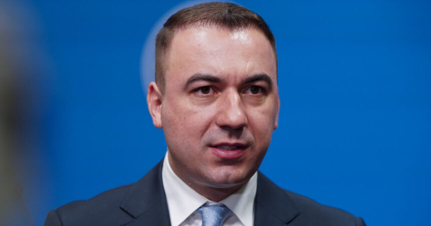 video ministrul bogdan ivan exista dezmat din banii publici in foarte multe companii de stat masurile erau necesare 68b21bac26c84