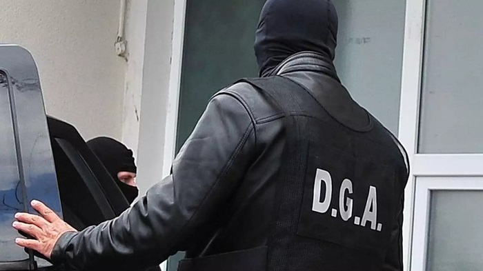 video perchezitii dga mai multi agenti de la politia rutiera vizati intr un dosar de coruptie 68a333483afb5