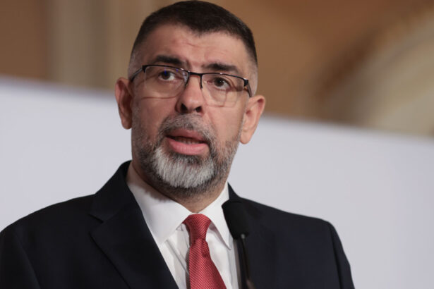 video robert cazanciuc despre candidatura lui titus corlatean la sefia psd cred ca este stirea verii 689a2f73cea1d