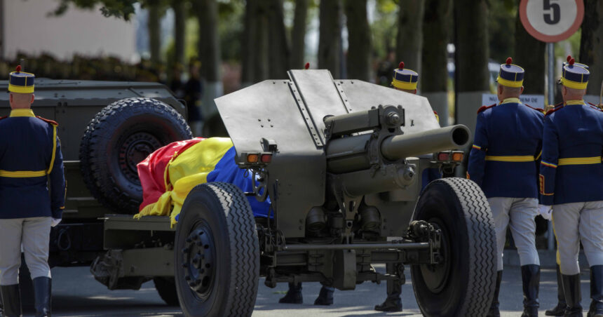 De ce șefii de stat, înmormântați cu onoruri militare, sunt transportați pe un afet de tun și cine a instituit această tradiție 1 videofoto de ce sefii de stat inmormantati cu onoruri militare sunt transportati pe un afet de tun cine a instituit aceasta traditie 6894918e4fba1