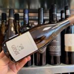 vinul zilei un chardonnay rafinat cu arome de fructe albe flori de acacia si accente minerale gust proaspat cu piersica alba migdala fina si un ton discret sarat ideal alaturi de peste fructe d 68a80c54e98a3