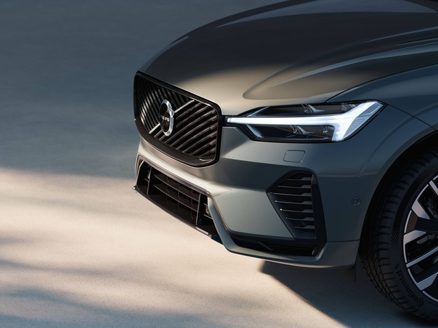 volvo a cincea luna consecutiva de scaderi in acest an pe segmentul electric a pierdut un sfert din vanzari dar nici motoarele cu combustie nu se simt prea bine 68922c1357160