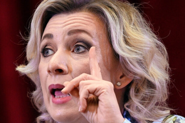 zaharova se dezlantuie la adresa lui macron si acuza franta ca are o ideologie de necrofagi 68b1d68f176d4