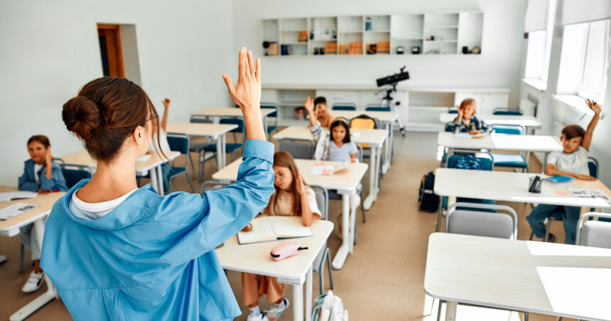 8 septembrie, debutul anului educațional 2025-2026. Principalele modificări care se aplică odată cu începerea școlii 1 8 septembrie prima zi din anul educational 2025 2026 cele mai importante schimbari care intra in vigoare odata cu inceperea scolii 68ba6e2d05b51