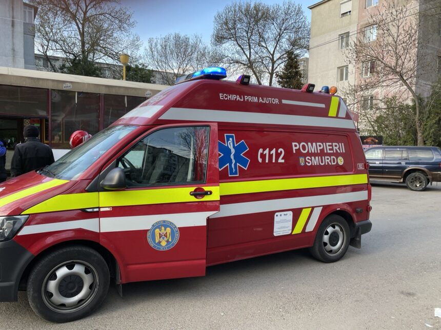accident grav in mangalia intre un autoturism si un microbuz a fost activat planul rosu sunt 68bfb5ad52345