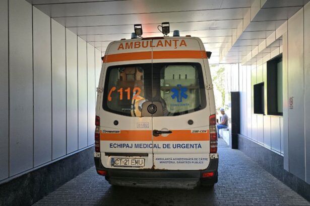 accident la valu lui traian pe strada semanatorului femeie dusa de urgenta la spital 68cd0813bb363