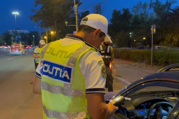 actiuni blitz a politistilor in navodari cinci soferi au ramas fara permise de conducere 68c6938ac8398