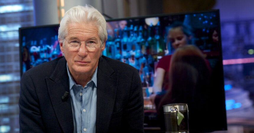 actorul richard gere a lansat critici dure la adresa lui donald trump nu reprezinta america el distruge constitutia 68d50fd0c81ee
