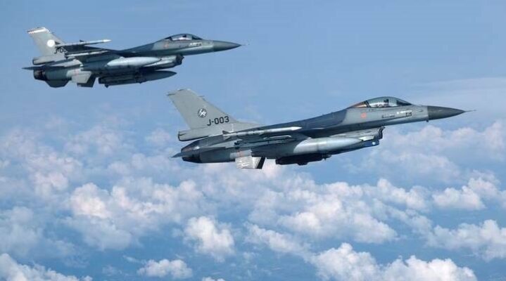 alerta aeriana la granita cu ucraina doua aeronave f 16 au decolat de la baza din fetesti 68c13f539ca37