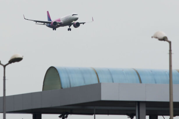 alerta la aeroportul henri coanda o drona civila a fost observata langa o aeronava anchetatorii au identificat operatorul 68cd8f5c43098