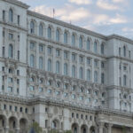 angajatii senatului vor sa dea jos antenele de pe parlament dupa ce sporul de conditii vatamatoare a fost taiat genereaza radiatii 68bef2c04bad1