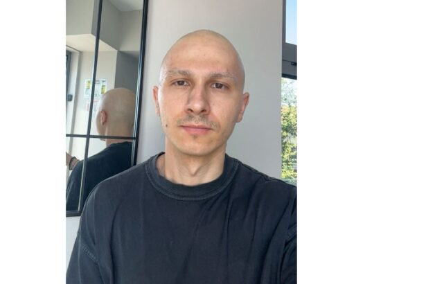 apel umanitar cosmin alexandru ofiter specialist in cadrul fortelor navale lupta cu cancerul la doar 25 de ani operatia costa 400 000 euro 68b9bff92a6aa