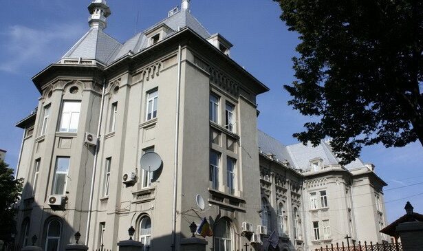 arhiepiscopia tomisului despre preotul care preda religia la liceul energetic si este acuzat ca ar fi incercat sa corupa sexual doi elevi 68d1774ae4b6e