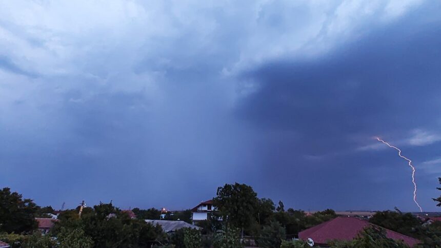 avertizare nowcasting cod galben de ploi torentiale in cogealac corbu mihai viteazu istria sacele fantanele gradina vantul va atinge la rafala50 60 km h 68ca9d1464519