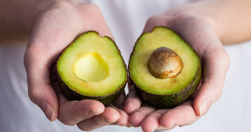 avocado mananca ei noi n avem bani nici de pufuleti reactia unui roman la supararea ministrului agriculturii 68cd065b15586
