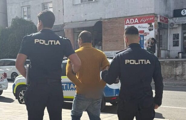 barbat din judetul constanta arestat pentru ca si a agresat fizic mama in varsta de 79 de ani 68d8efc89137f