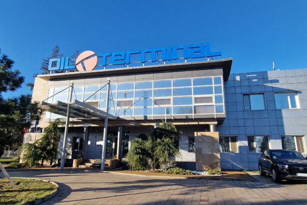 ca ul oil terminal a convocat adunarea generala ordinara a actionarilor pe 30 octombrie raportul administratorilor si rectificarea bugetului pe ordinea de zi 68d785d076a5f