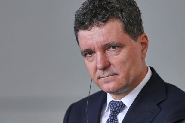 ce crede nicusor dan despre aderarea serbiei la ue este nevoie de vointa politica si de niste standarde 68dc1deaa29f7
