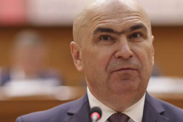 companiile de stat vor fi reformate mai putini oameni in conducere indemnizatiile limitate forma finala aprobata de guvern document 68b60cac4400a