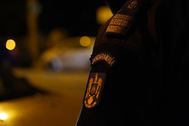 constanta tanar prins de jandarmi in tomis nord cu substante suspecte si un briceag asupra lui 68d6f21dd114e