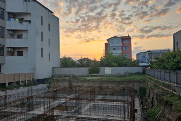 definitiv bloc in constructie din palazu mare cu autorizatia suspendata de judecatori pana la terminarea procesului pentru anularea ei 68d428990a4be