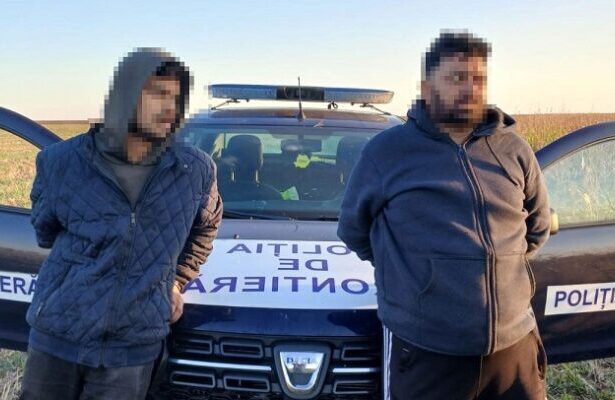 doi pakistanezi retinuti de politistii de frontiera de la negru voda dupa ce au intrat ilegal in tara 68c947f85090f