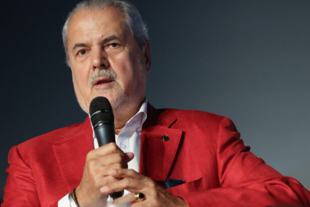 exclusiv reactia ministrei de externe dupa ce nastase s a pozat alaturi de dictatori si ambasada a primit invitatie dar ne delimitam de putin 68b8037e11f4e