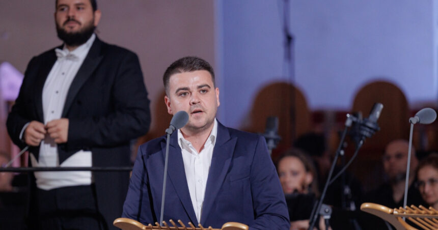 exclusiv seful cj suceava dupa ce si a numit nasa in functia de manager de spital am peste 30 de cumetri si fini 68d432c07e0d0