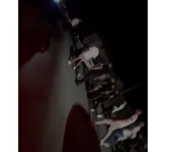 exclusiv video atentie imagini cu impact emotional tanar batut cu bestialitate in zona unui club din ostrov 68d145e801fb3