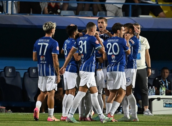 farul constanta incearca sa dea lovitura duminica pe terenul liderului universitatea craiova 68c6b6d05bf69