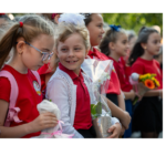 foto clopotelul a sunat la medgidia emotii si bucucrie la scoala gimnaziala lucian grigorescu si gradinita ion creanga 68bfc039db305