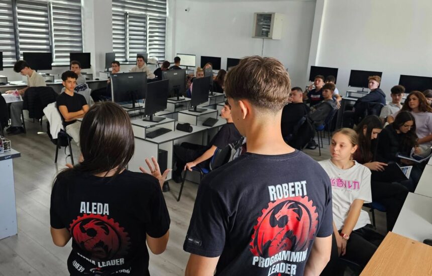 foto clubul de robotica al liceului teoretic nicolae balcescu din medgidia a dat startul activitatilor stem 68d8fdfa443df