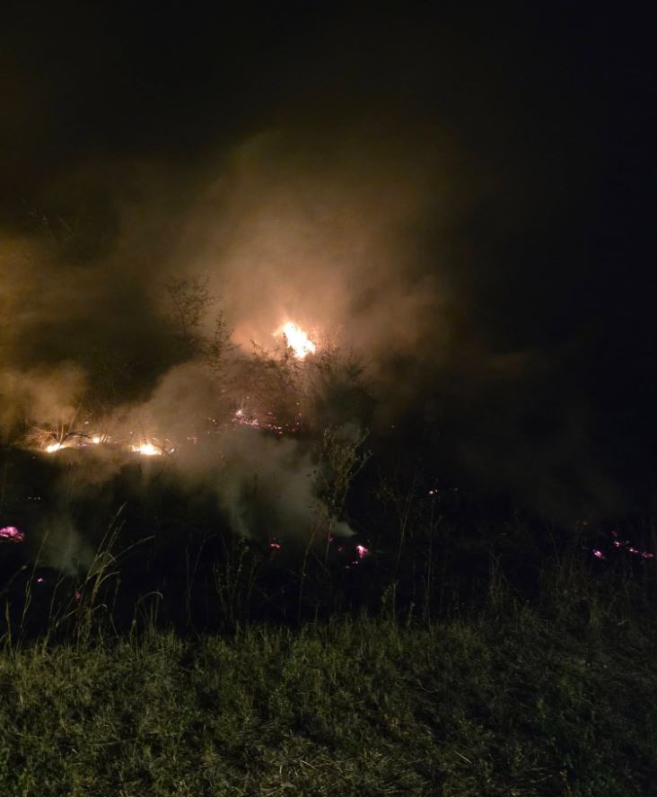 foto incendiu de vegetatie intre canlia si dervent noua focare descoperite pe o suprafata de 30 de hectare 68d4d132234f9