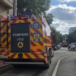 foto video alerta pe strada soveja din constanta arde mansarda unui bloc o persoana prinsa inauntru 68c6ba71e2c79