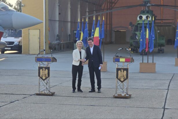 foto video sefa comisiei europene ursula von der leyen la baza 57 aeriana mihail kogalniceanu romania este un partener cheie pentru flancul nato 68b5bd670b98c
