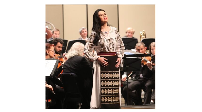 foto video sotia chestorului adrian gluga fost sef ipj constanta cunoscuta soprana georgiana costea gluga pe scena festivalului culturii mondiale karachi 2025 68ceb15712e20