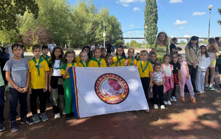 foto ziua de curatenie nationala sarbatorita cu entuziasm la medgidia de elevii si profesorii de la scoala lucian grigorescu dar si de cercetasii din centrul local dapyx medgidia 68ced7ffda19b