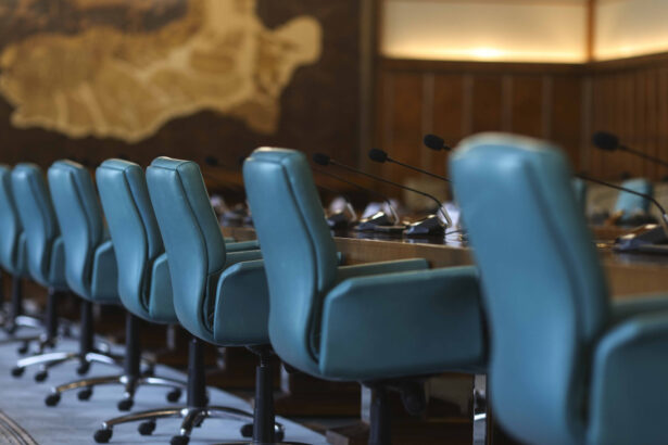 functionarii din guvern spun ca le sunt incalcate drepturile sindicale si s au plans comisiei europene si altor foruri internationale 68d116dcb4f34