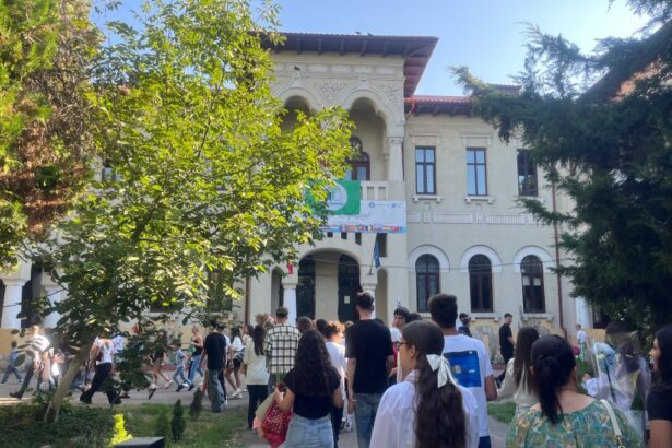 galerie fotovideo a inceput scoala la constanta imagini de la unitatile de invatamant din oras 68beae0f62a72