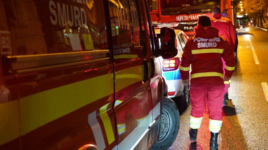 grav accident in zona comunei ostrov intre o masina si un tractor o victima a murit 68c3083787ccc