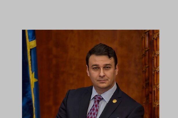 inca un aspirant la sefia ct bus florin gheorghe fost director al raedpp constanta si a depus candidatura 68d134e88d3e9