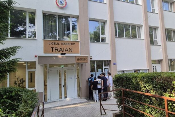 liceul teoretic traian din constanta promoveaza competentele digitale prin proiecte erasmus 68d126c1e8c3d