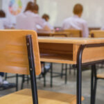 mama a doi copii care au plecat din romania din cauza sistemului de educatie in spania accentul cade pe curiozitate si cercetare 68b80a8482877