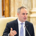 ministrul finantelor nu exclude majorarea tva la 25 pensiile si salariile asigurate pana la sfarsitul anului 68d629bc1446f