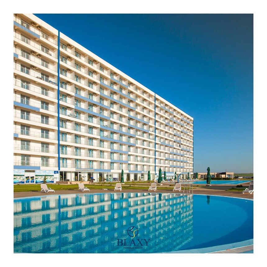 parti din doua apartamente din complexul blaxy resort 23 august detinute de sc redis market srl scoase la licitatie intr un dosar de executare silita 68b65f24500f1