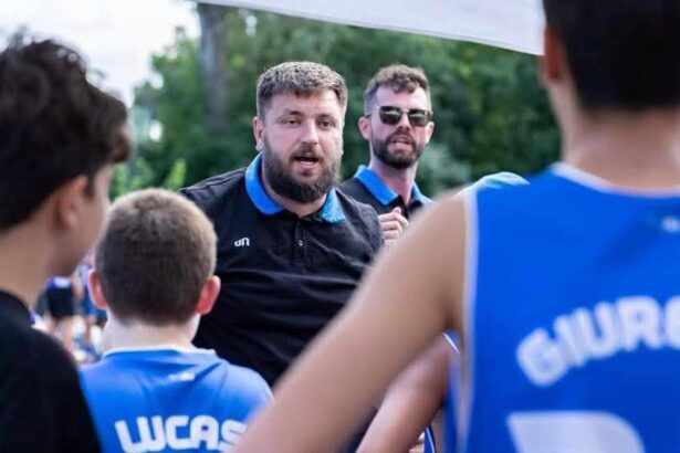 performanta la cs medgidia antrenorii de baschet alexandru anton si valerio cristea au obtinut licenta pentru liga 1 68c032209e4a8